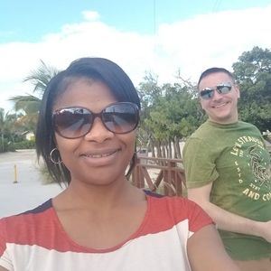 Meet your Posher, Jonnel